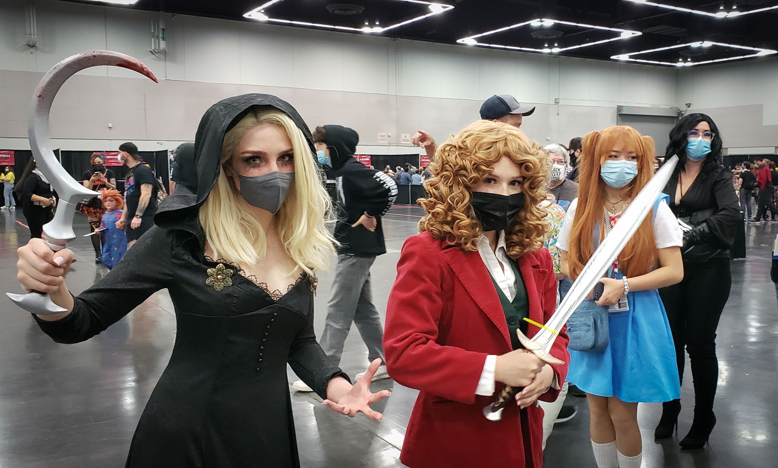 At Rose City Comic Con cosplayers come together in Portland OPB