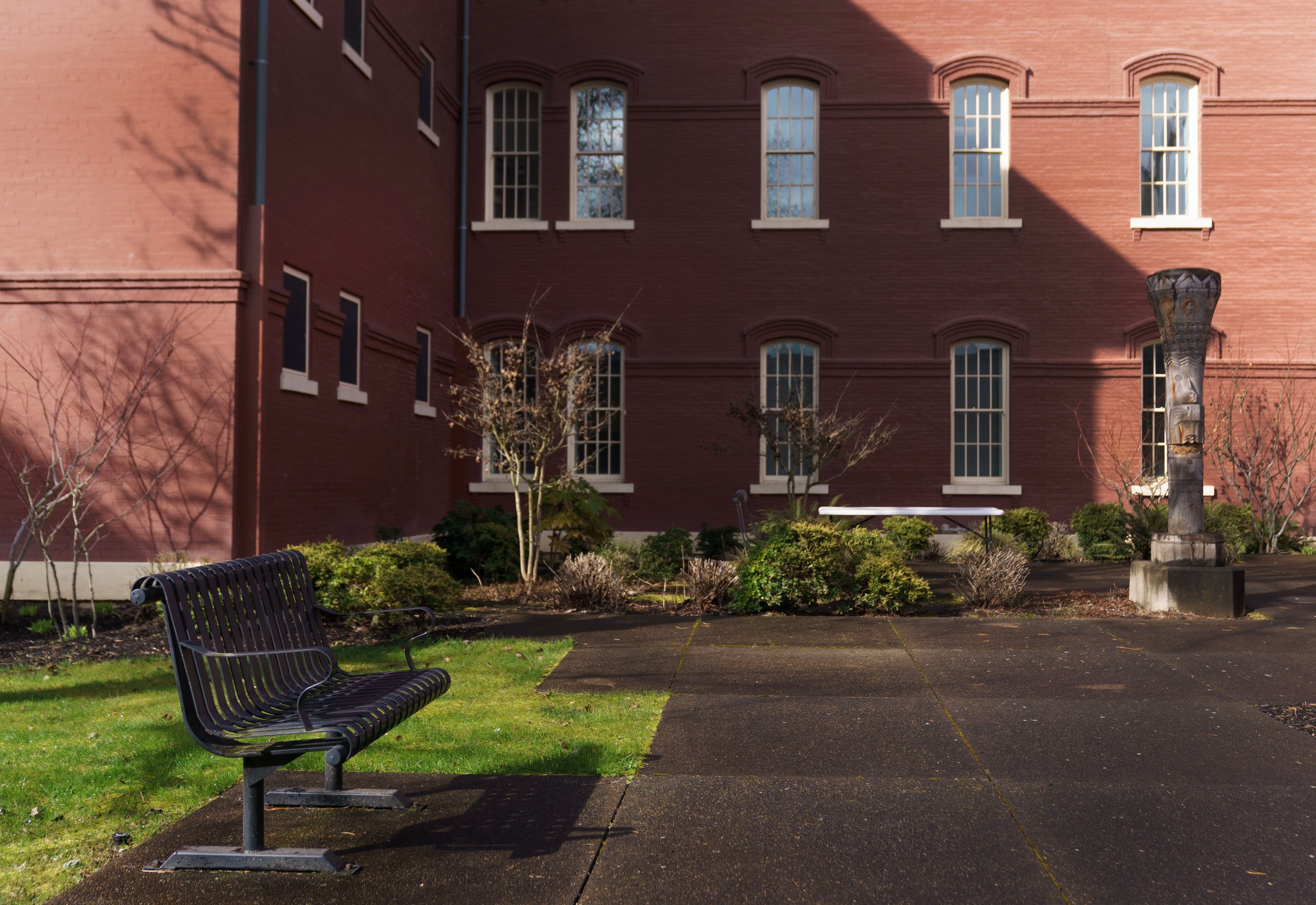 Oregon State Hospital failed to keep patients safe from assault, federal  report finds - OPB