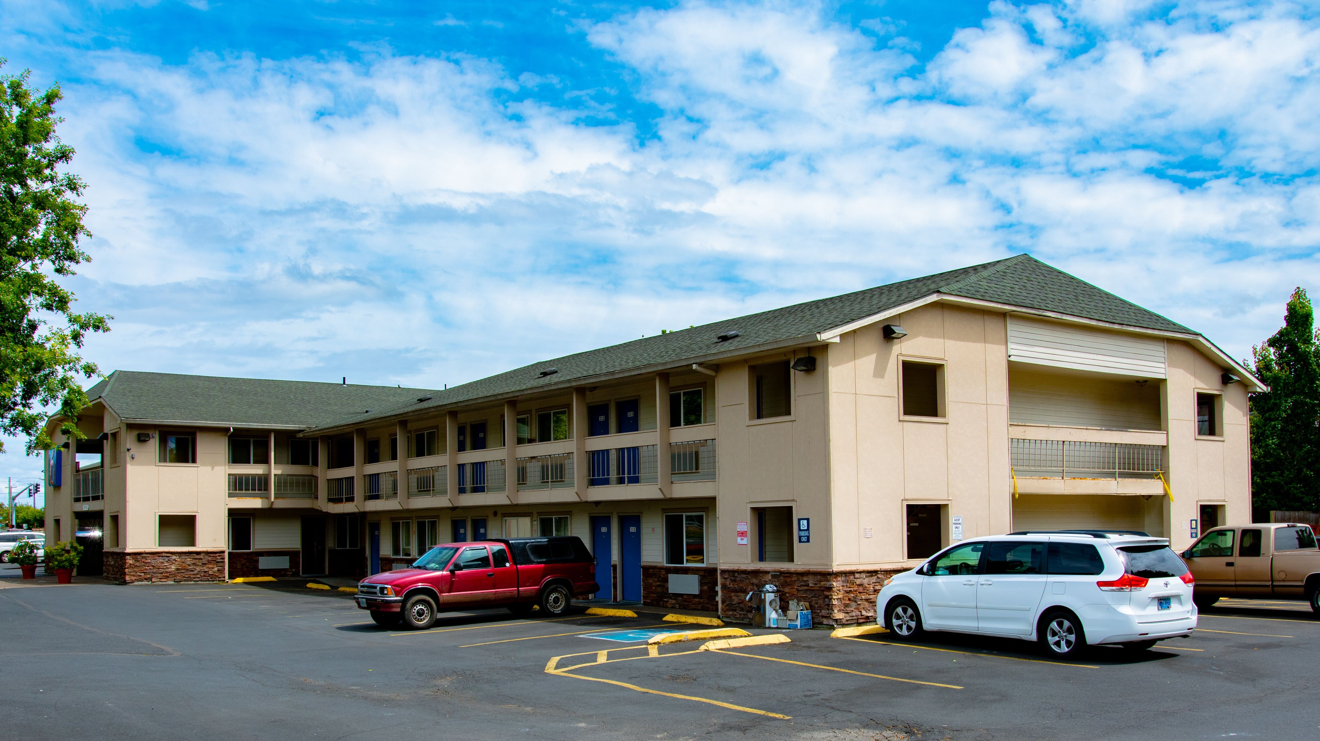 Plagued by crises, Oregon looks to motels as creative solution to  sheltering the unhoused - OPB