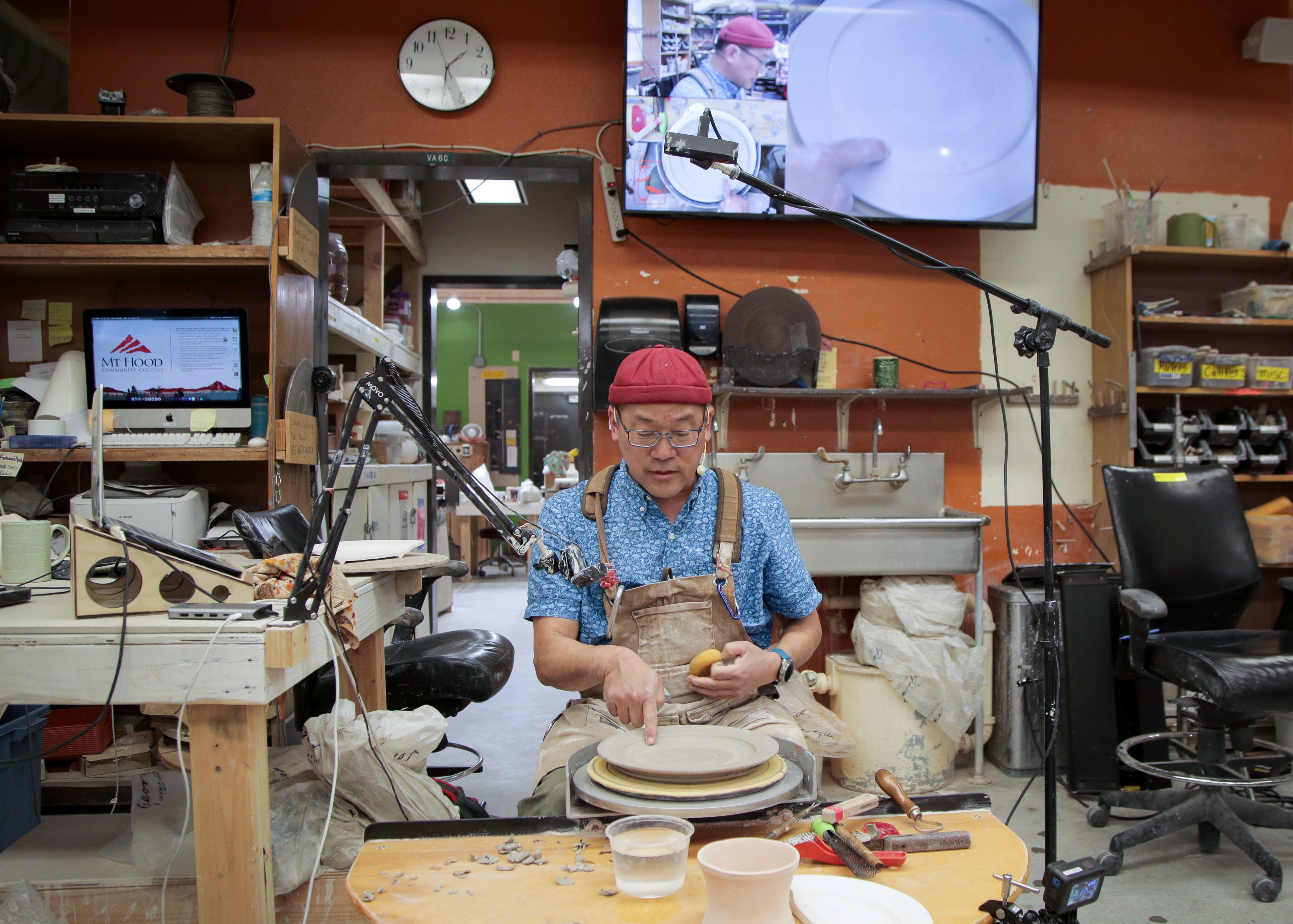 Saturday Children's Pottery Class - Cannon Street Ceramics